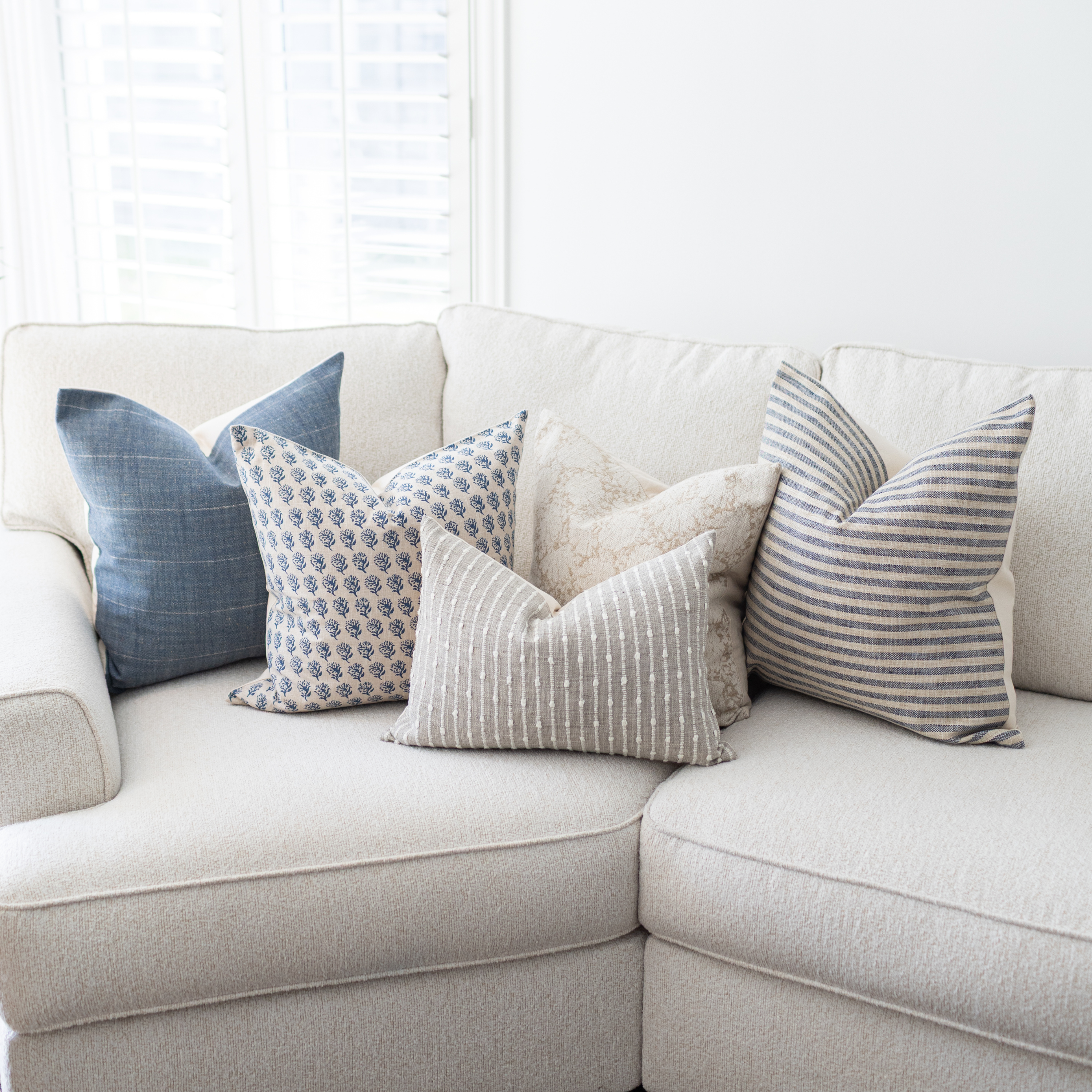 blue pillow set for sofa