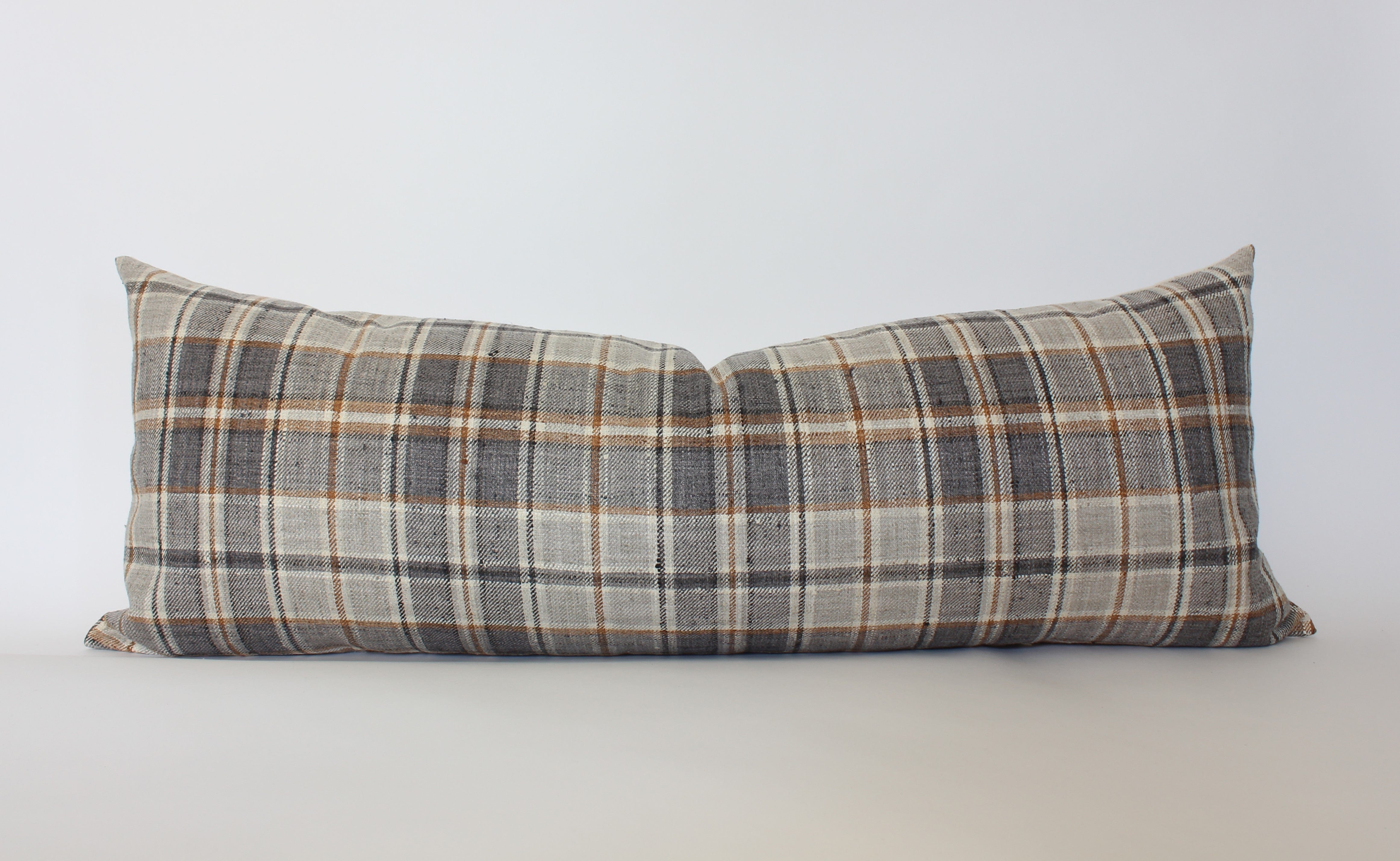 brown plaid long lumbar 