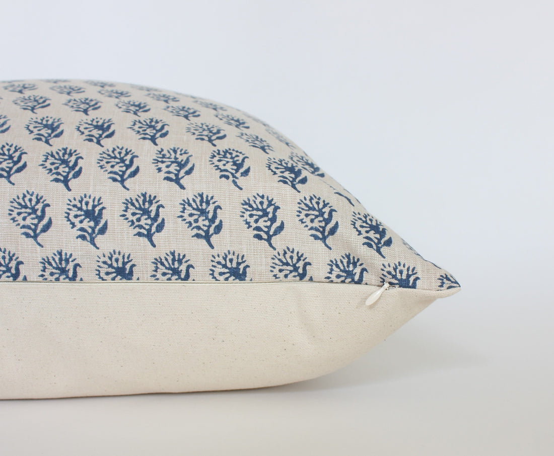 decorative pillow with invisible zipper