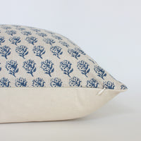 decorative pillow with invisible zipper