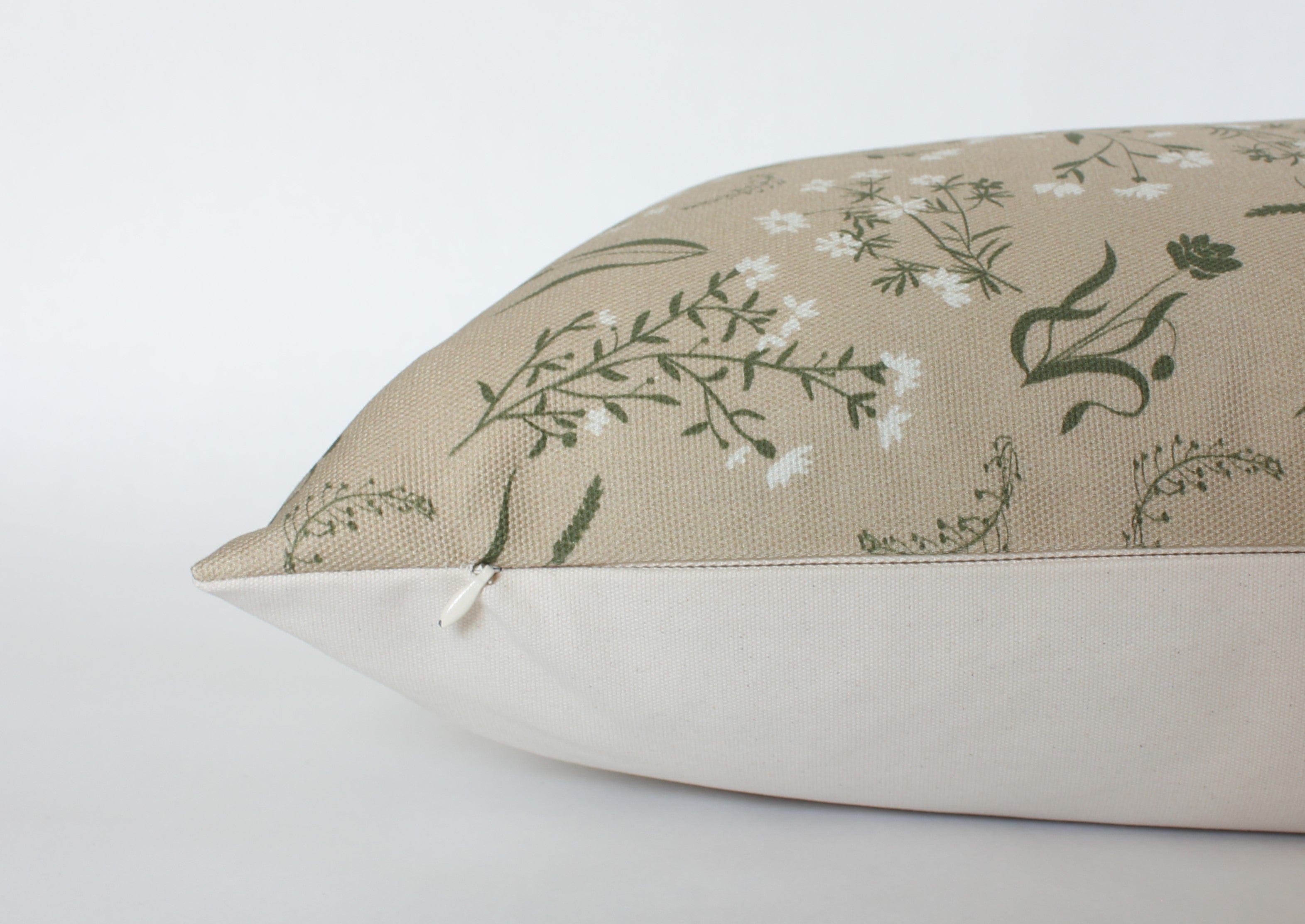 neutral pillow cover with zipper
