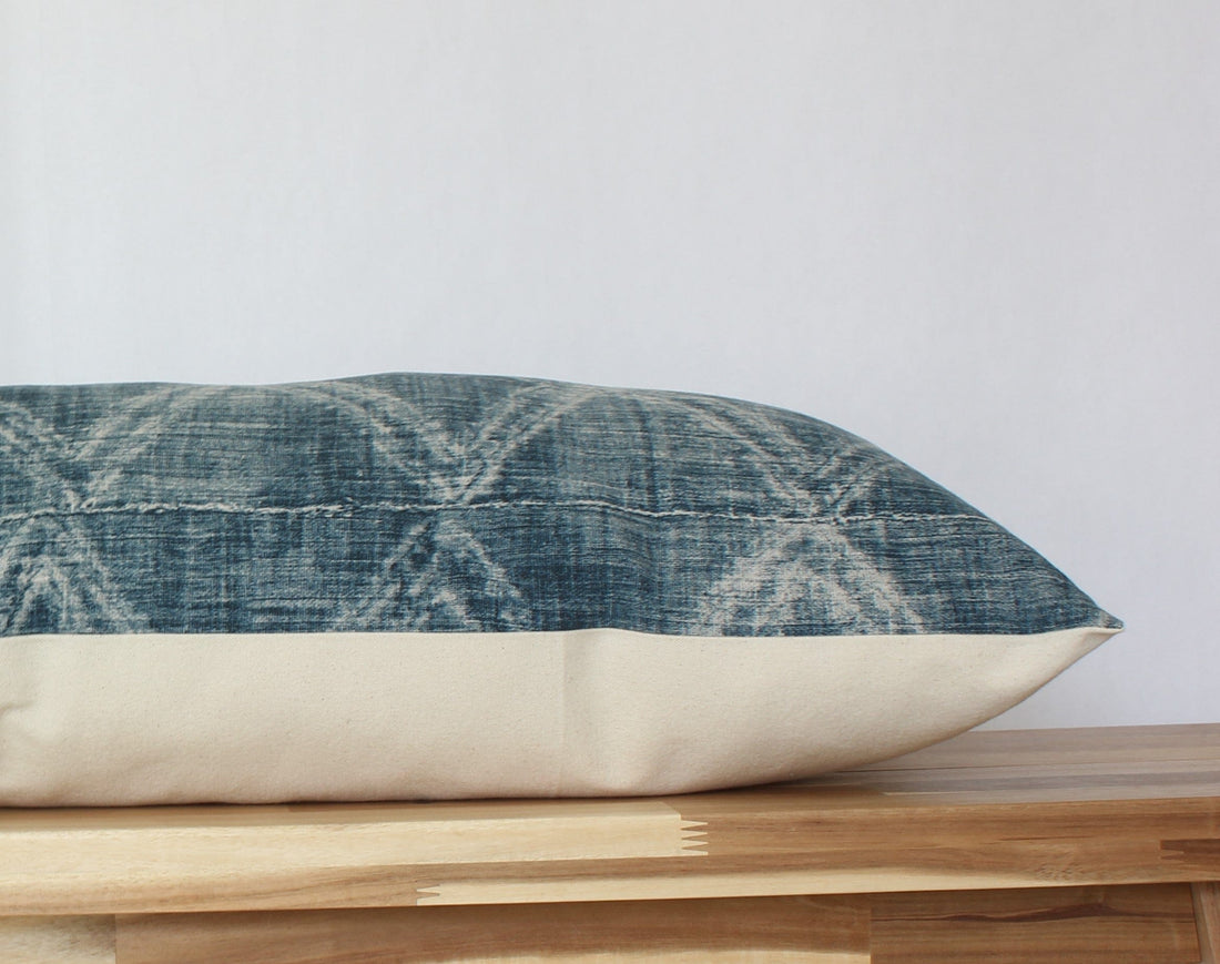 The Linen Lumbar Pillow 14x24